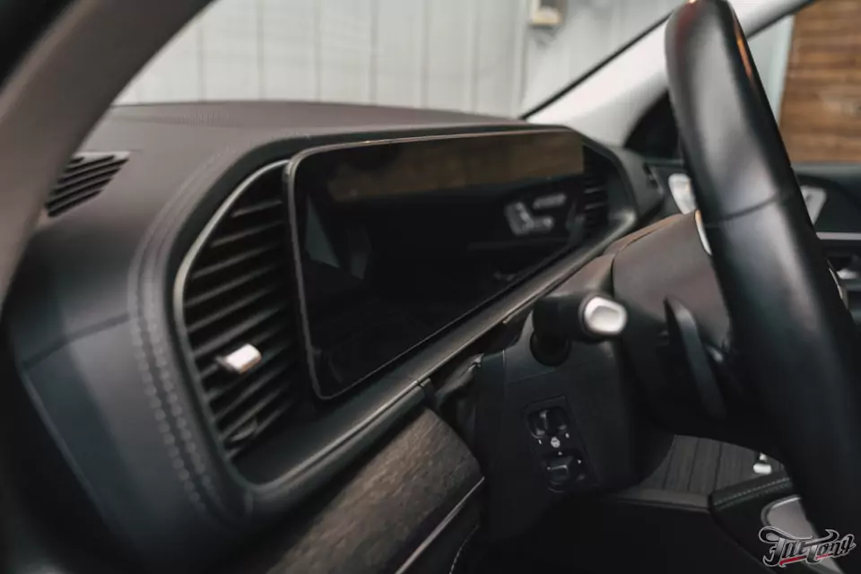 Химчистка салона для Mercedes GLE 400d